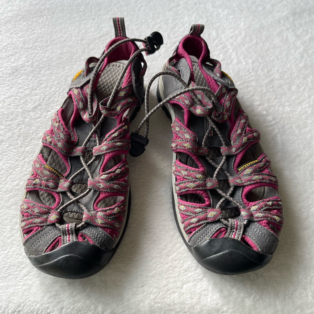 Keen Women’s Grey/Pink Closed Toe Sandals Size 7.5 - Picture 3 of 9